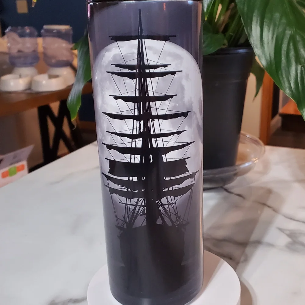 Pirate Ship in Moonlight 20oz Tumbler with duo lids 🎉sale